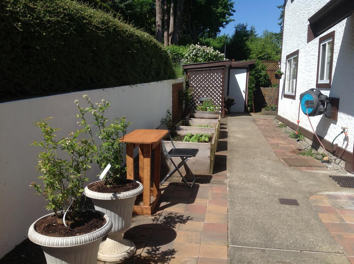 Laurel'S Cottage By Elevate Rooms Qualicum Beach Εξωτερικό φωτογραφία