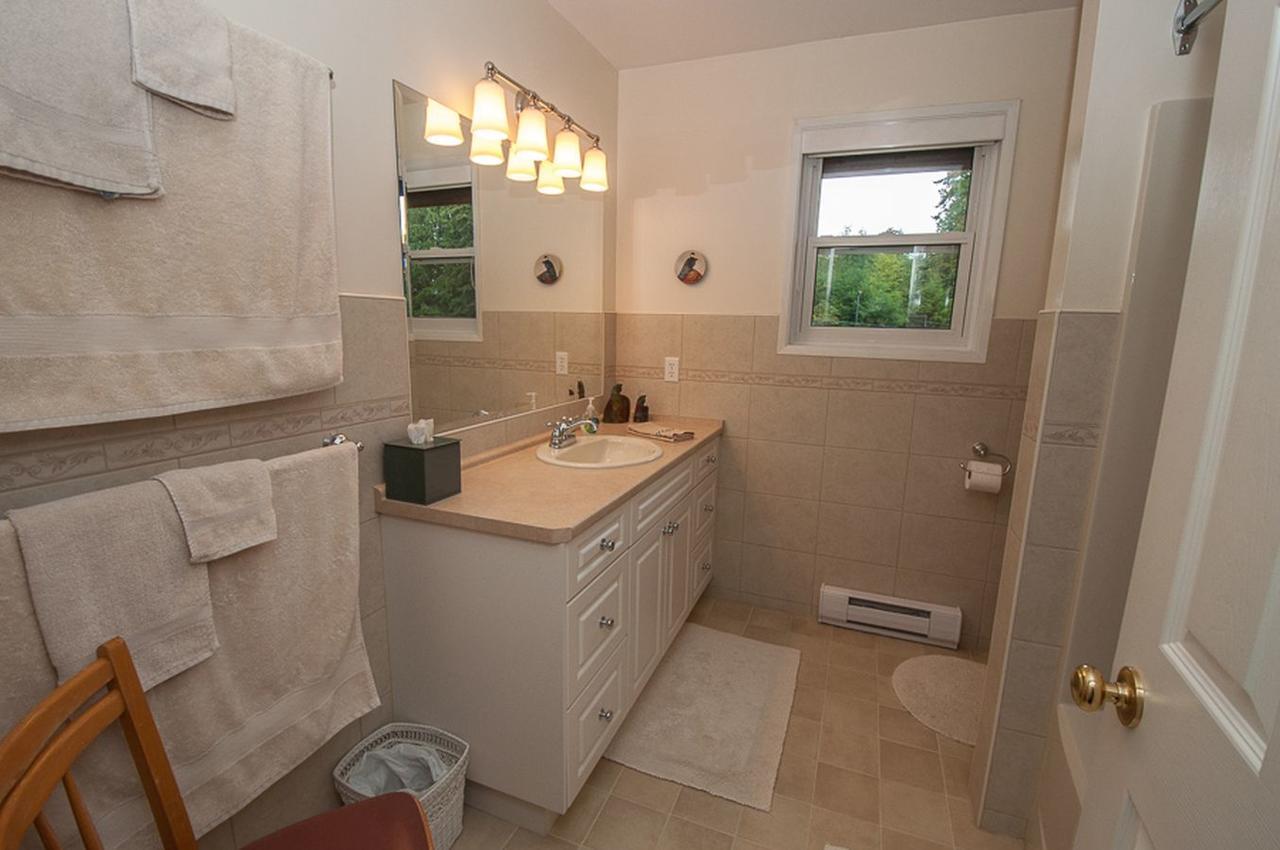 Laurel'S Cottage By Elevate Rooms Qualicum Beach Εξωτερικό φωτογραφία